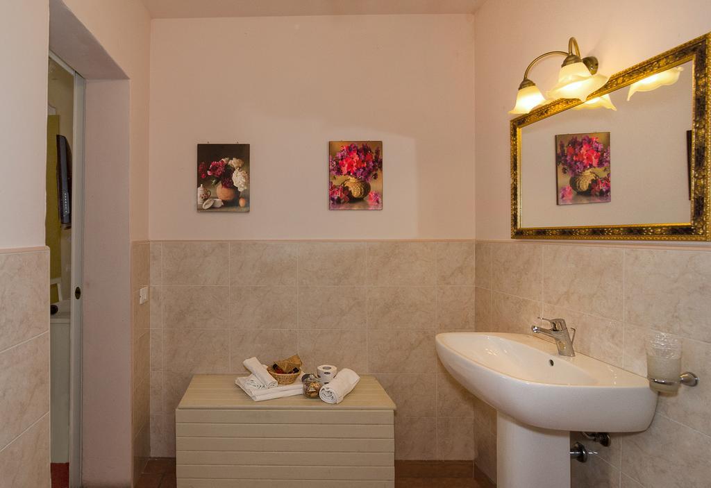 Hotel Galileo Pisa Exteriör bild